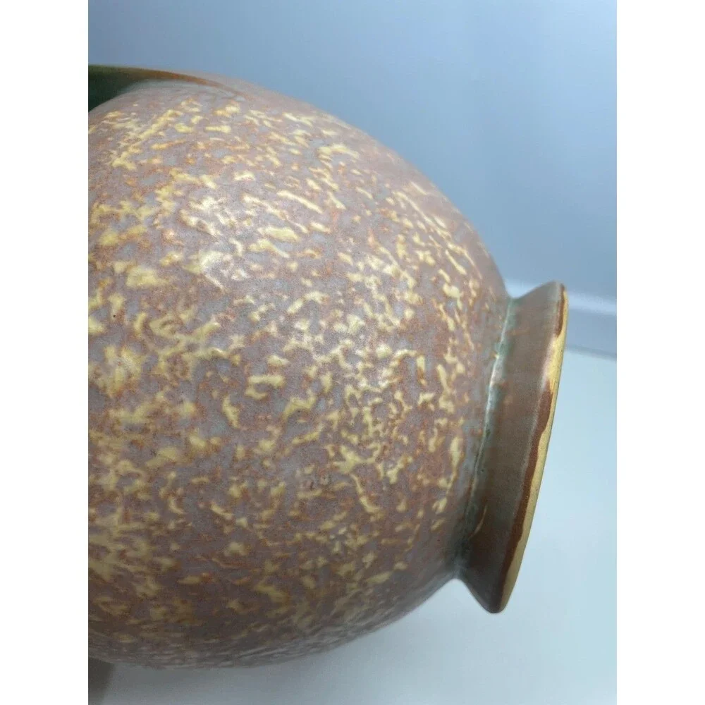 Roseville Art Pottery DAHLROSE Arts & Crafts Handled Vase Variegated Tan 367-8